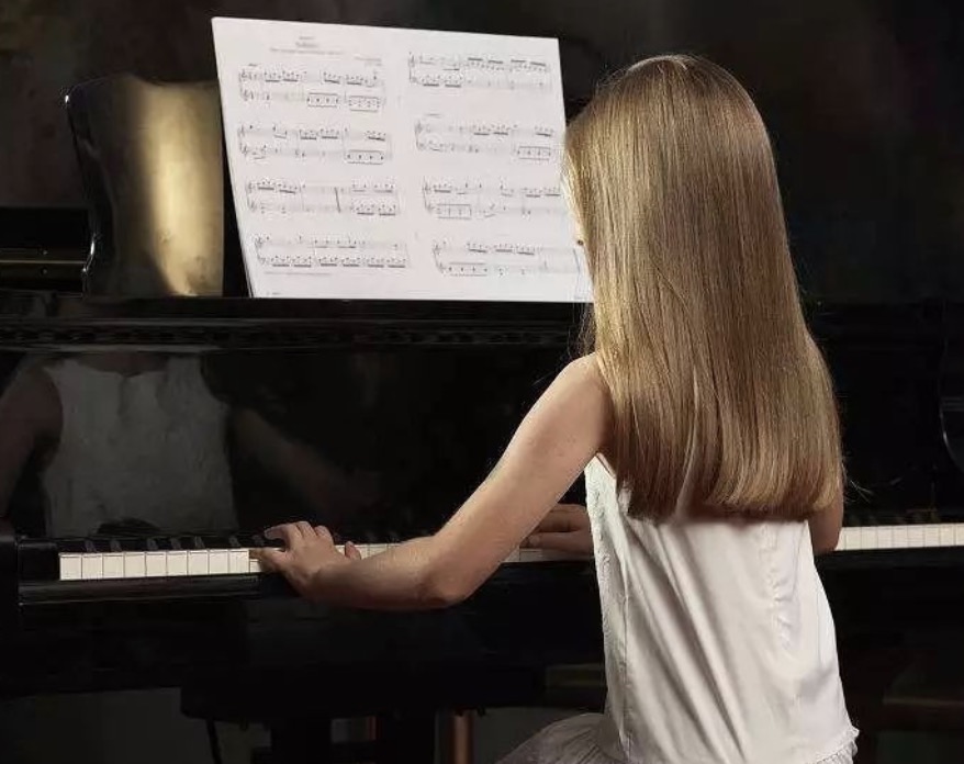儿童简易谱精选钢琴谱